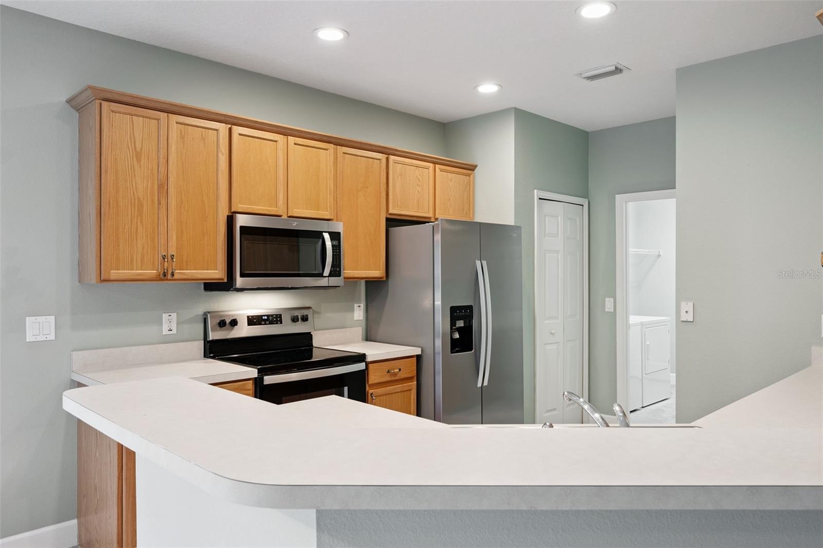 WOODLAND LAKES - Residential