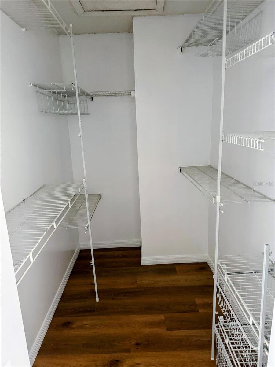 DUNWOODY PLACE CONDO - Residential