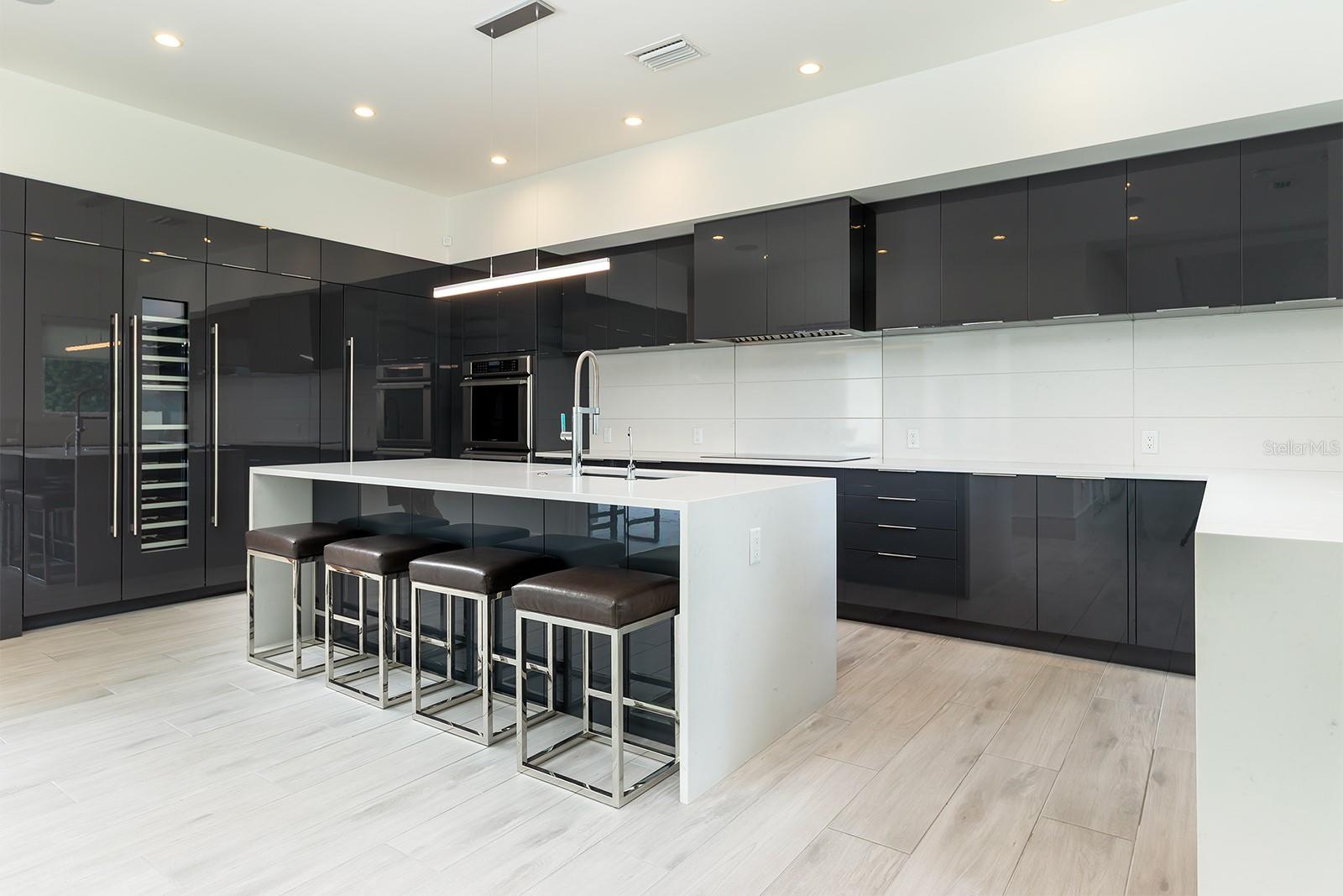 FOREST HILLS - Residential