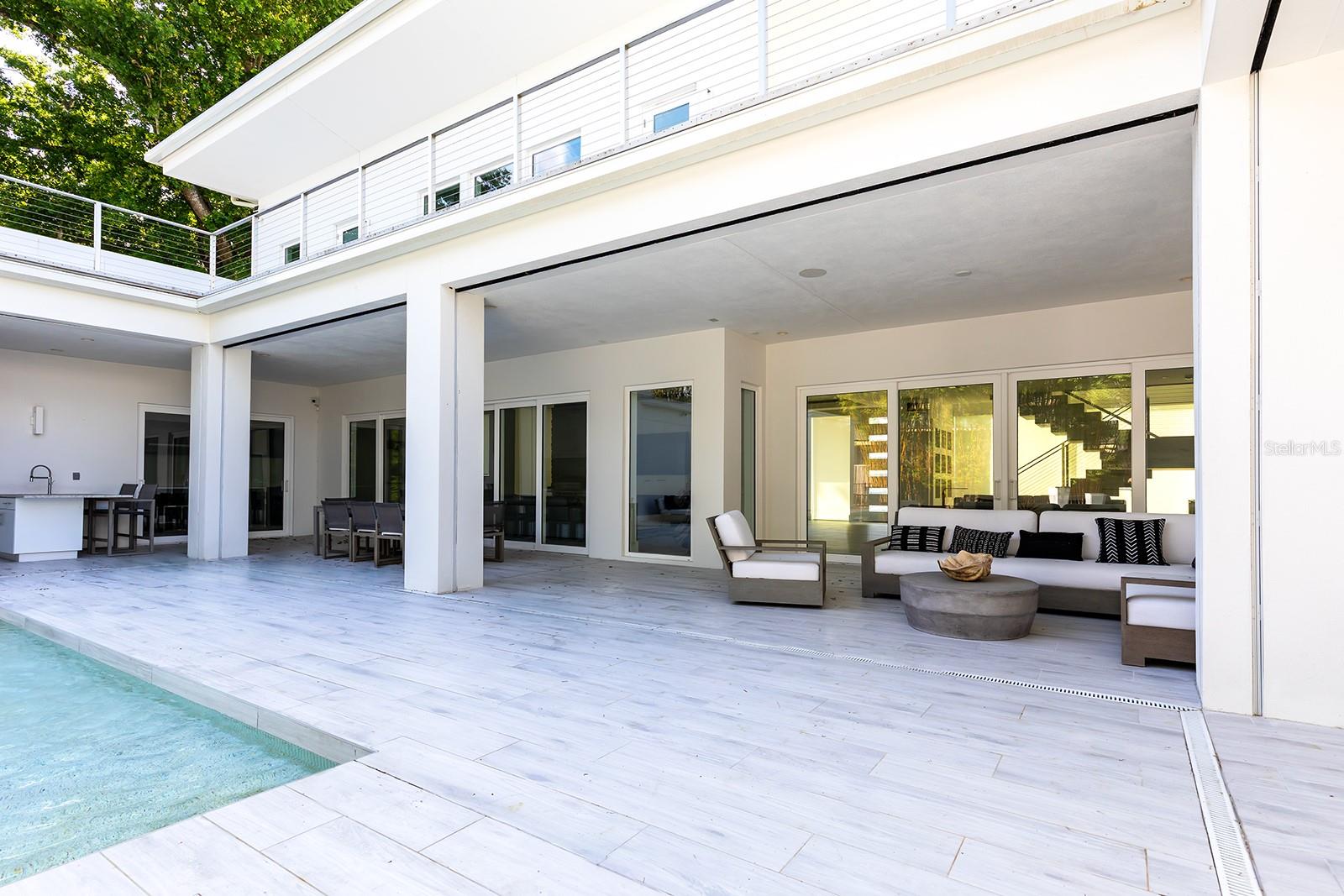 FOREST HILLS - Residential