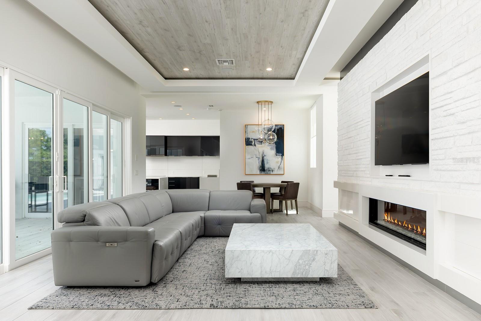 FOREST HILLS - Residential