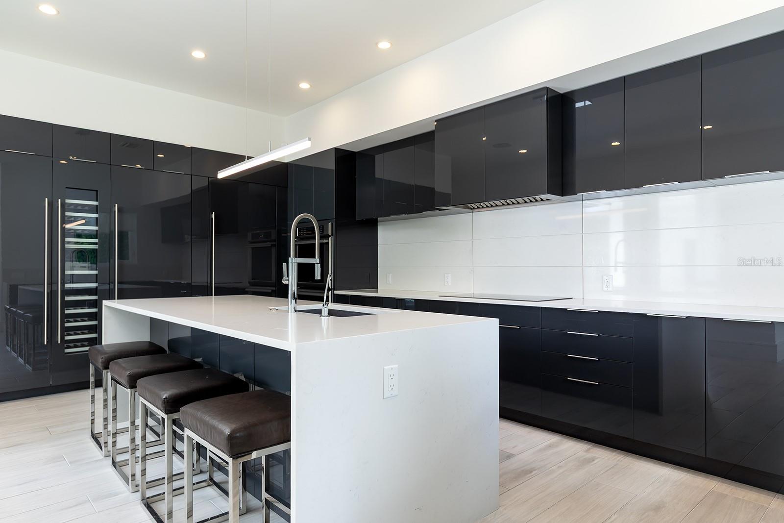 FOREST HILLS - Residential
