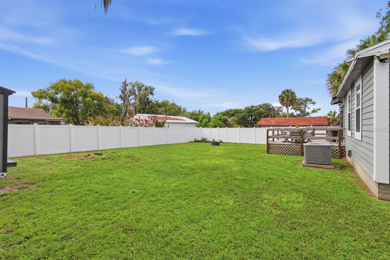 UMATILLA ANNA D GUERRANT SUB - Residential