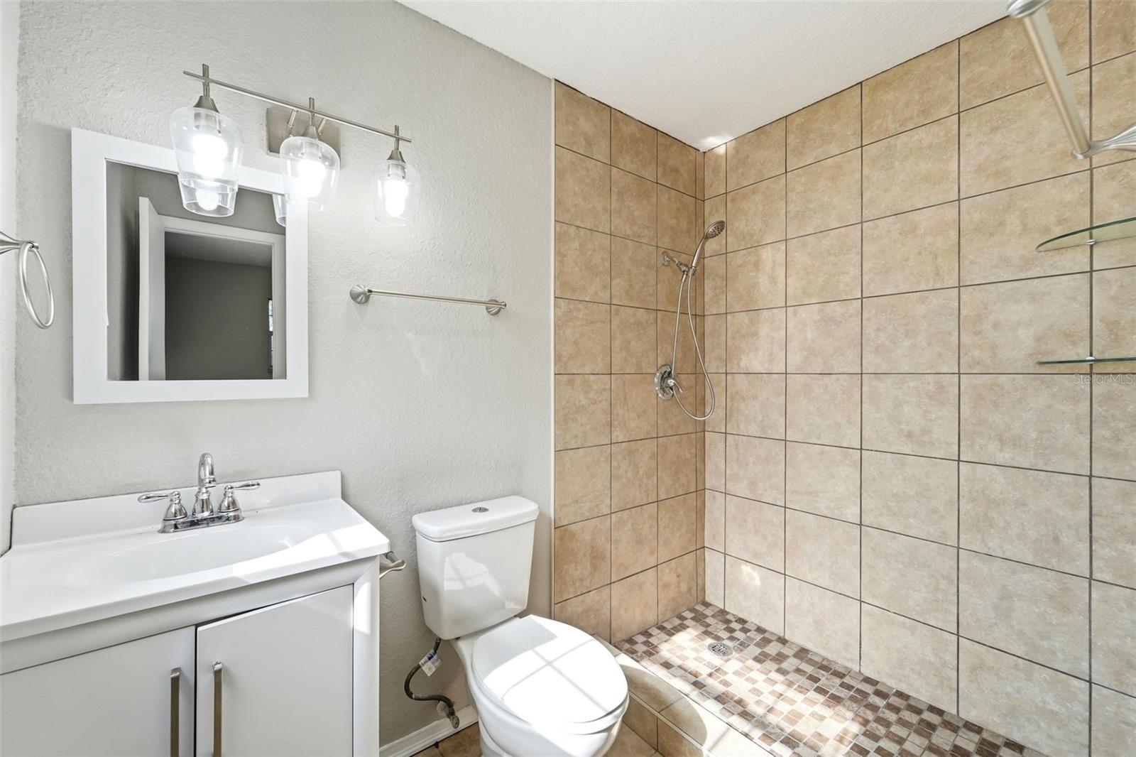 WEST OAKS - Residential