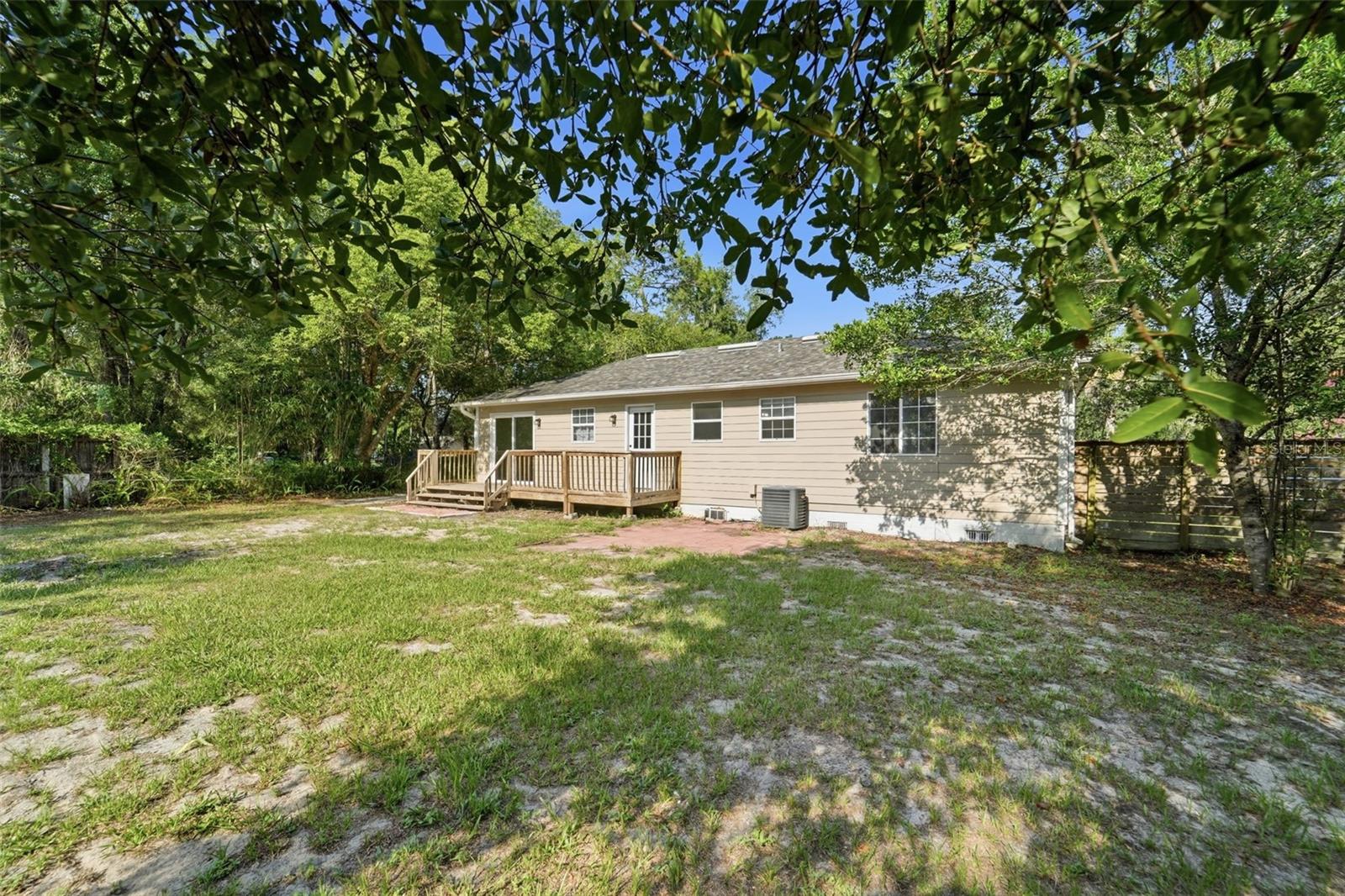WEST OAKS - Residential
