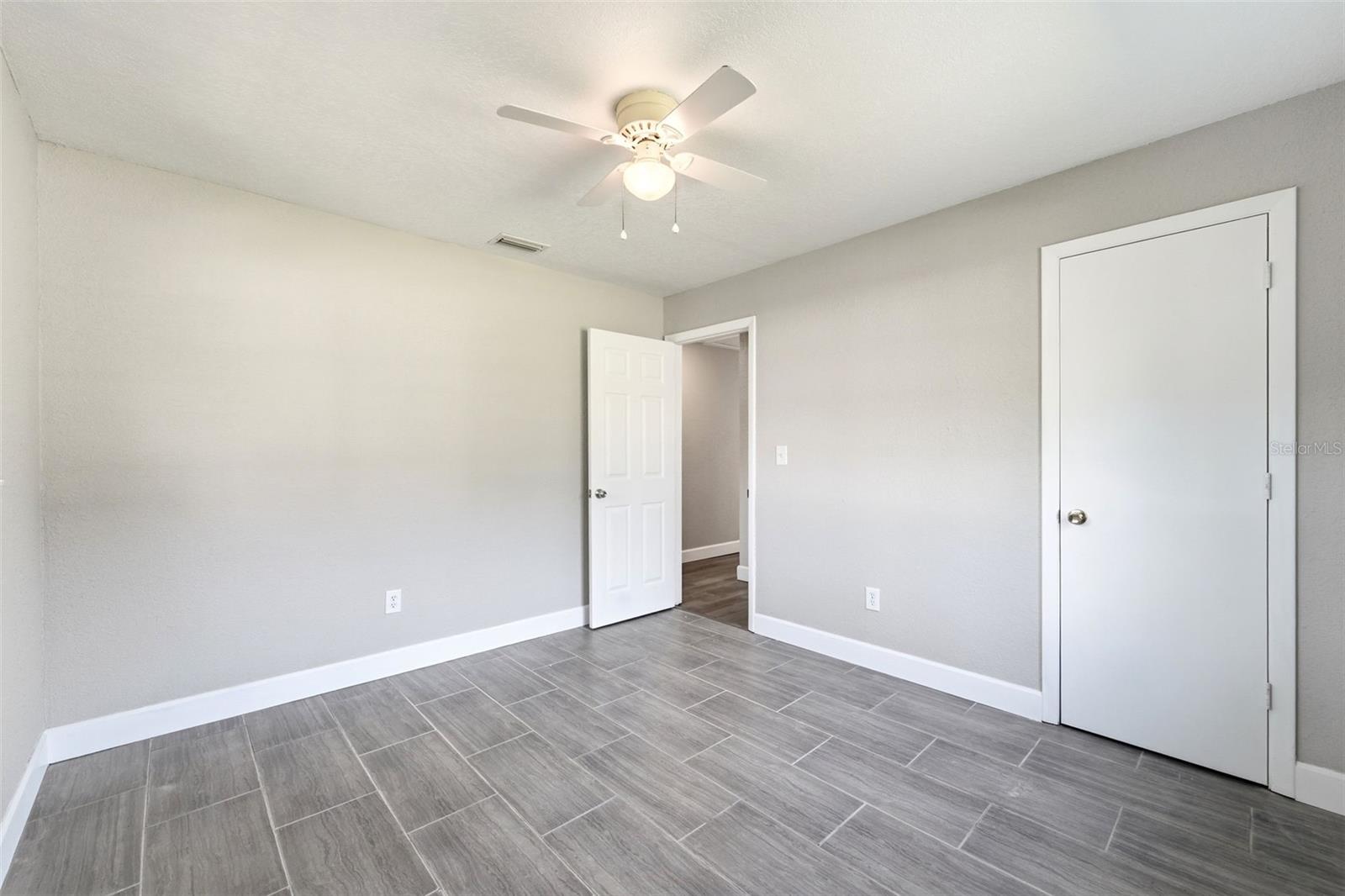 WEST OAKS - Residential