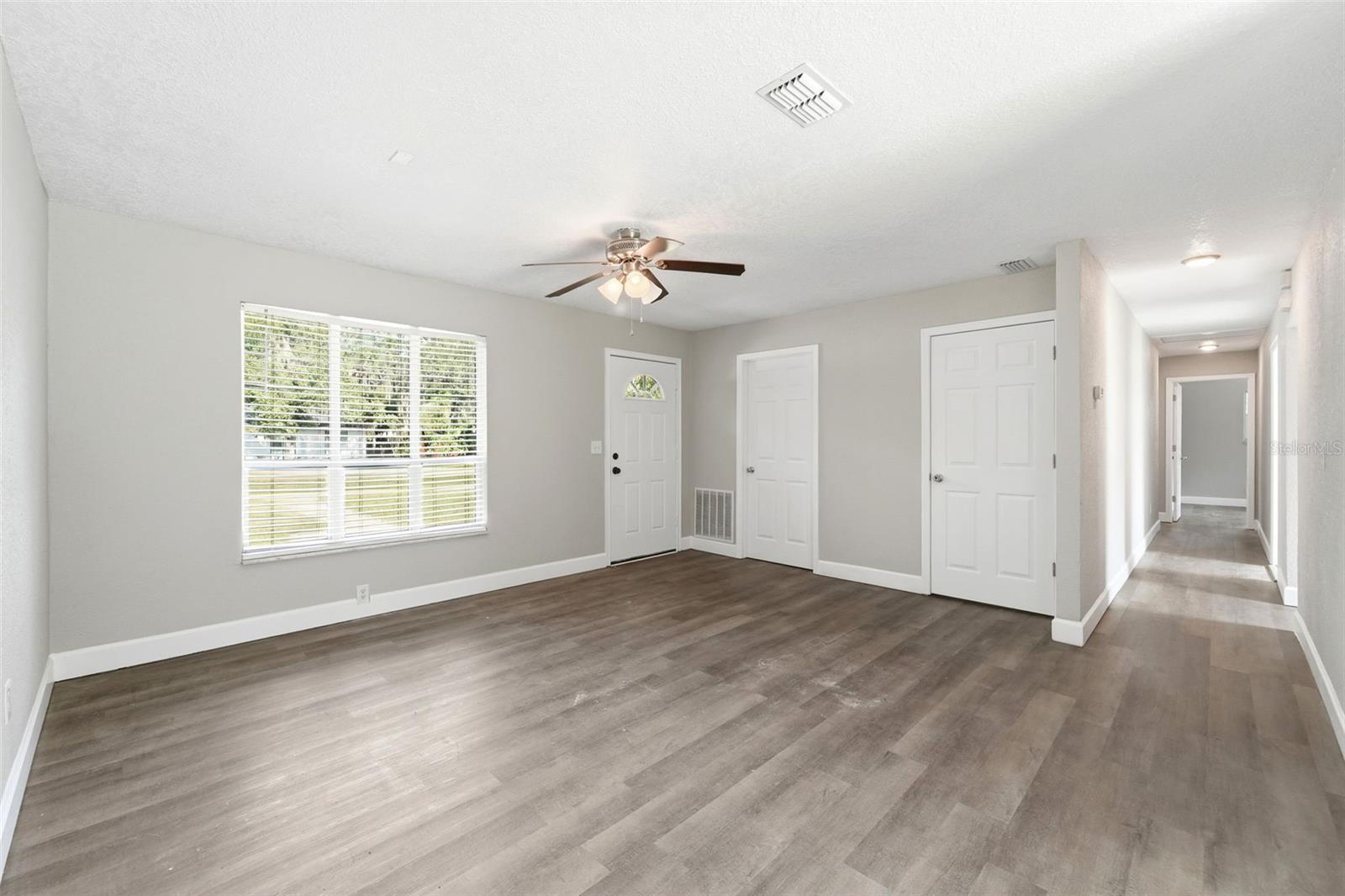 WEST OAKS - Residential