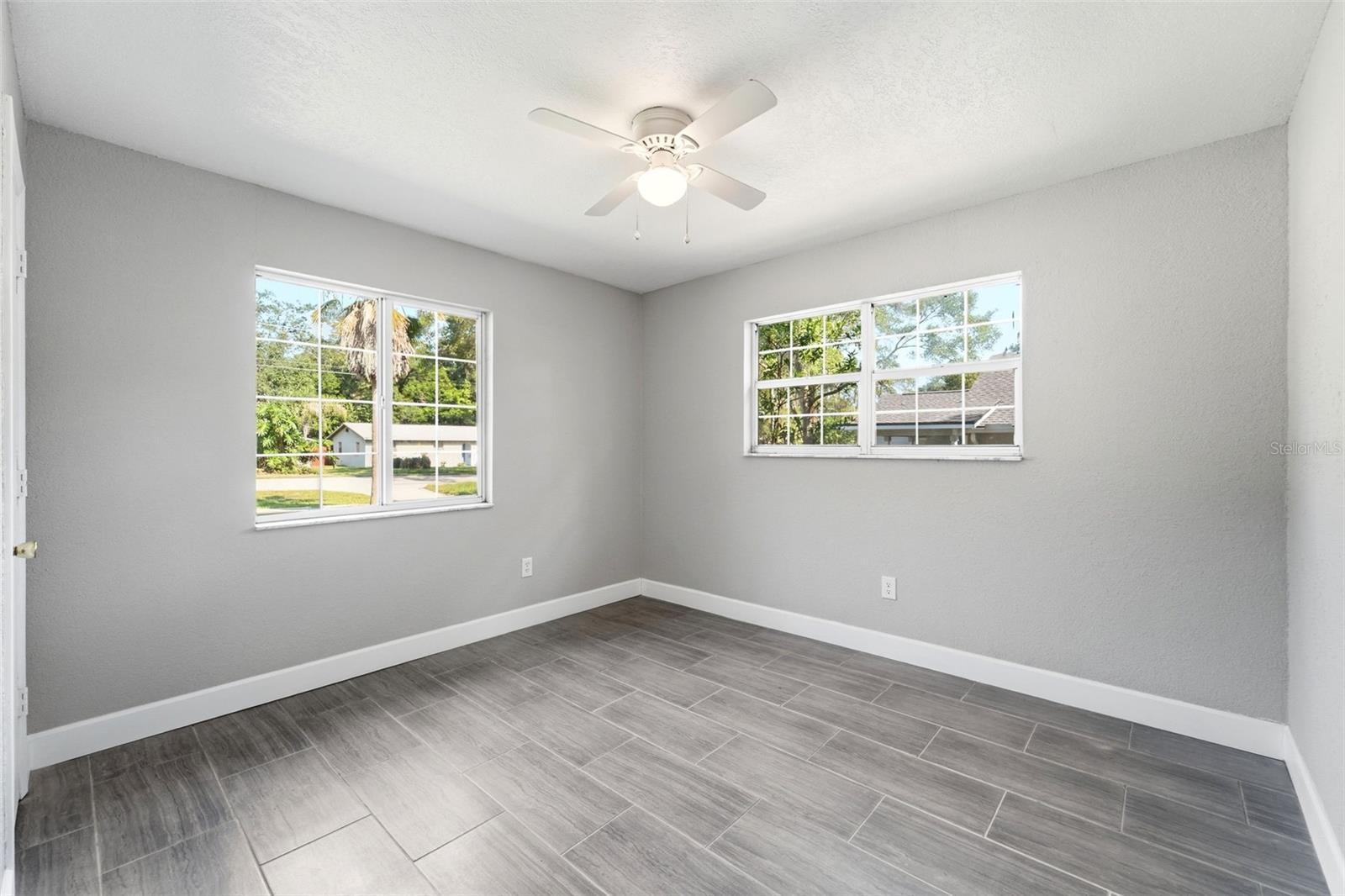 WEST OAKS - Residential