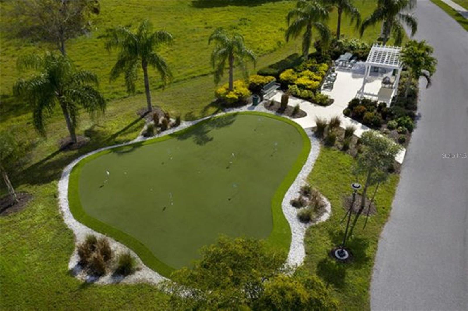 PALMA SOLA BAY CLUB - Residential