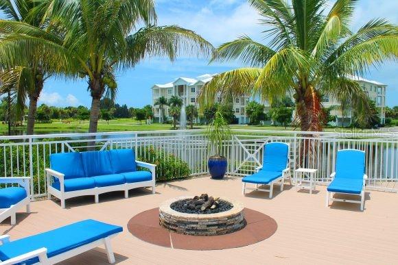 PALMA SOLA BAY CLUB - Residential