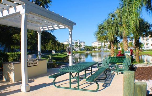 PALMA SOLA BAY CLUB - Residential