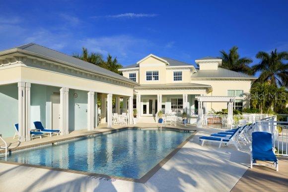 PALMA SOLA BAY CLUB - Residential