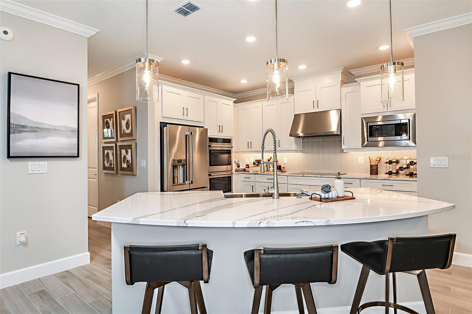 LOCHSIDE - Residential