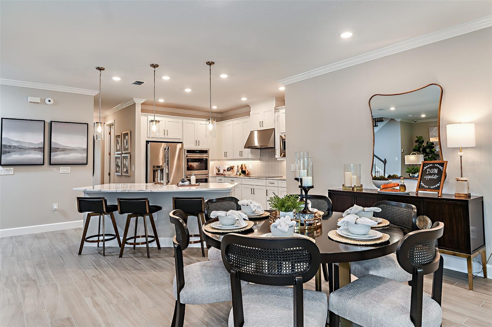 LOCHSIDE - Residential
