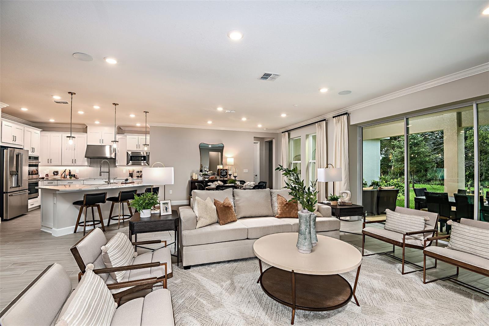 LOCHSIDE - Residential