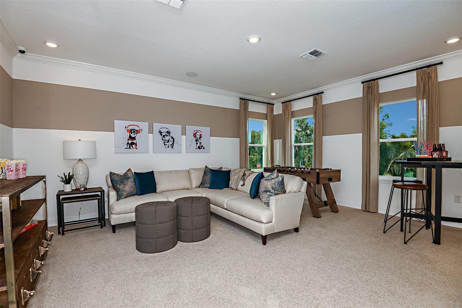 LOCHSIDE - Residential