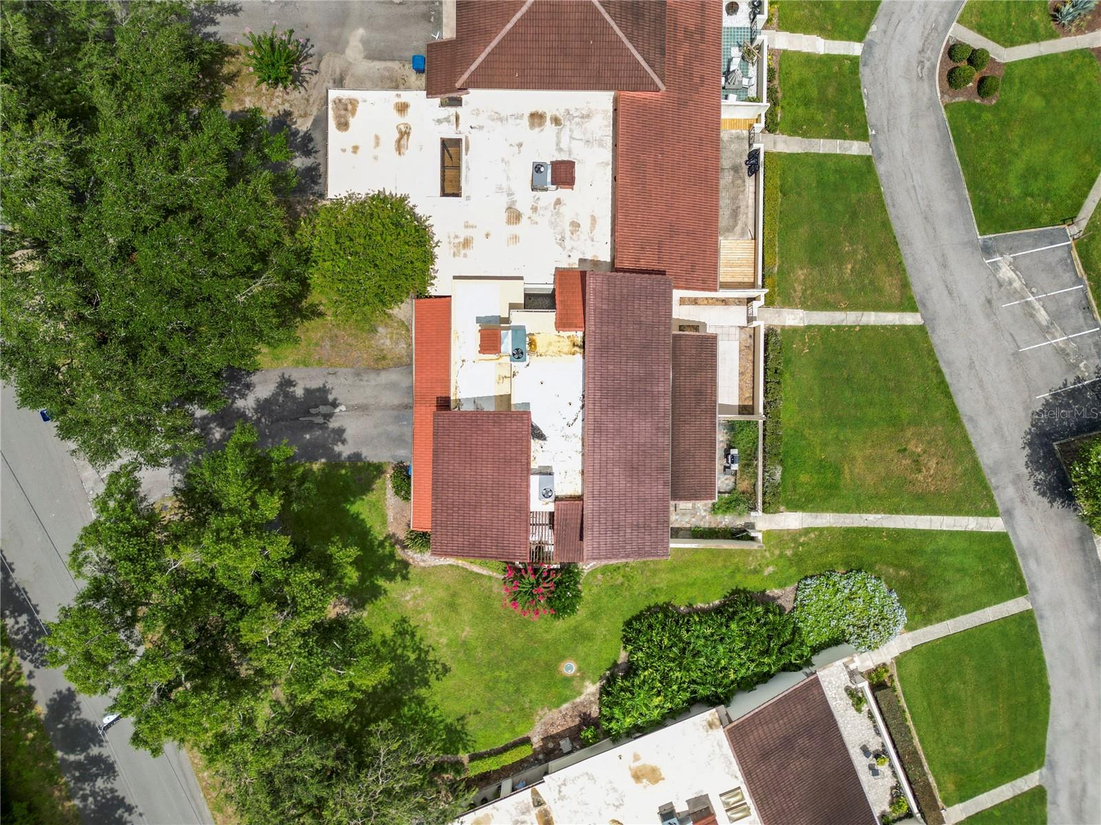 CASA LOMA CONDO - Residential