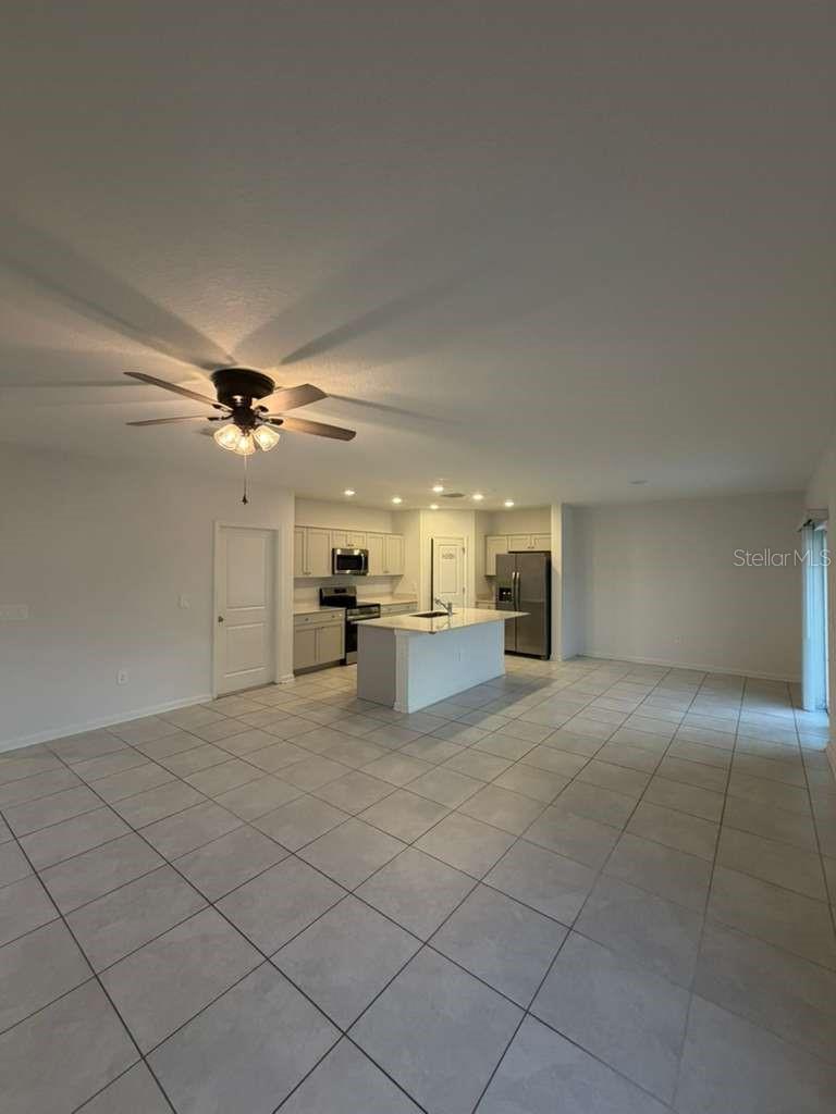 LAWSON DUNES - Residential Lease