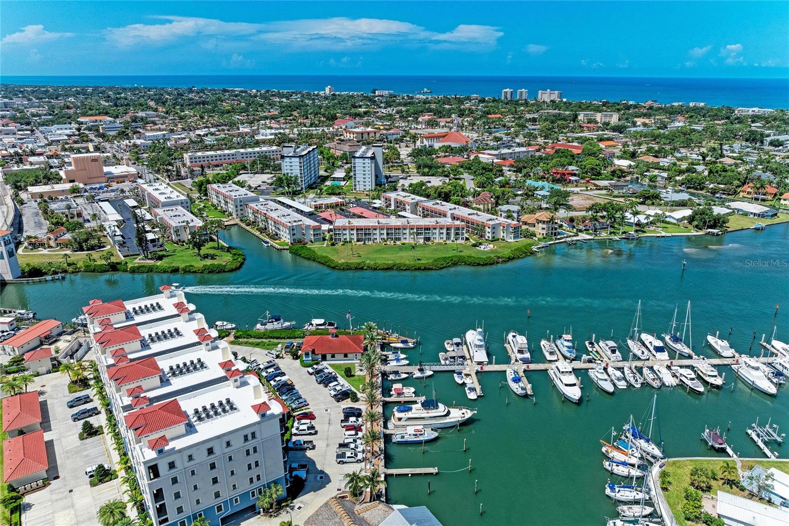 BELLA COSTA I - Residential