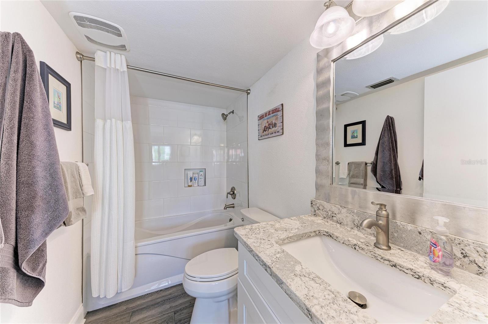 BELLA COSTA I - Residential