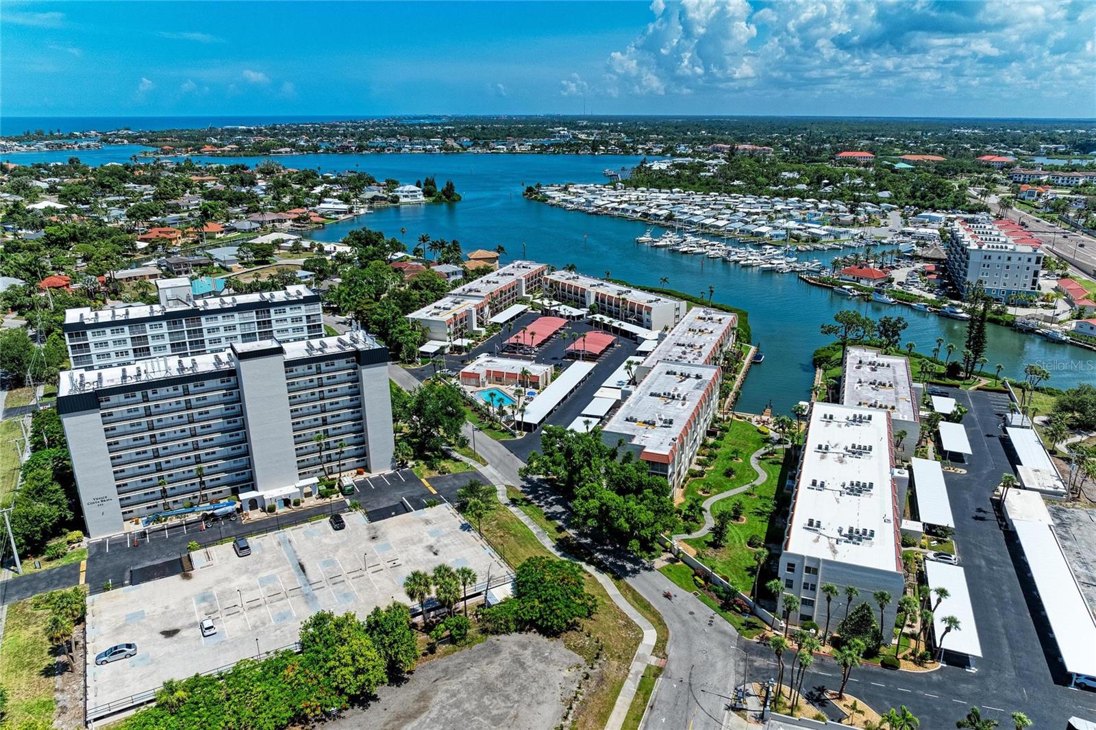 BELLA COSTA I - Residential