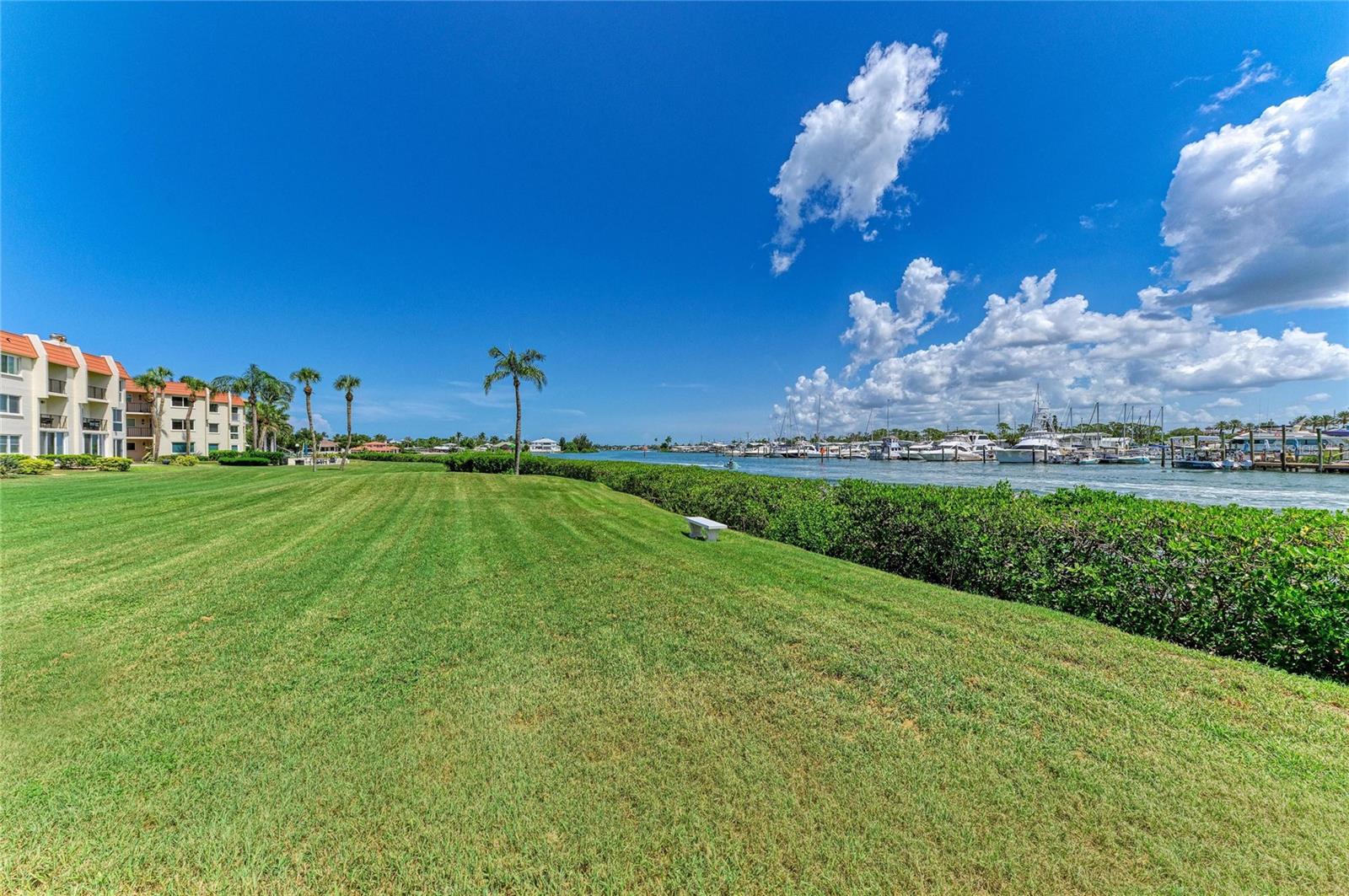 BELLA COSTA I - Residential