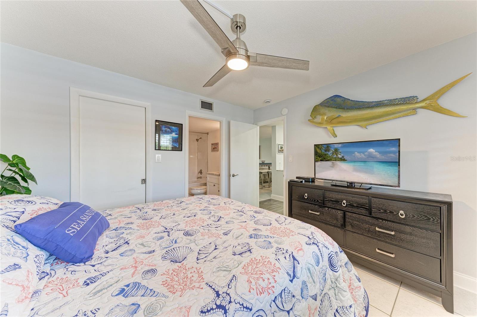 BELLA COSTA I - Residential
