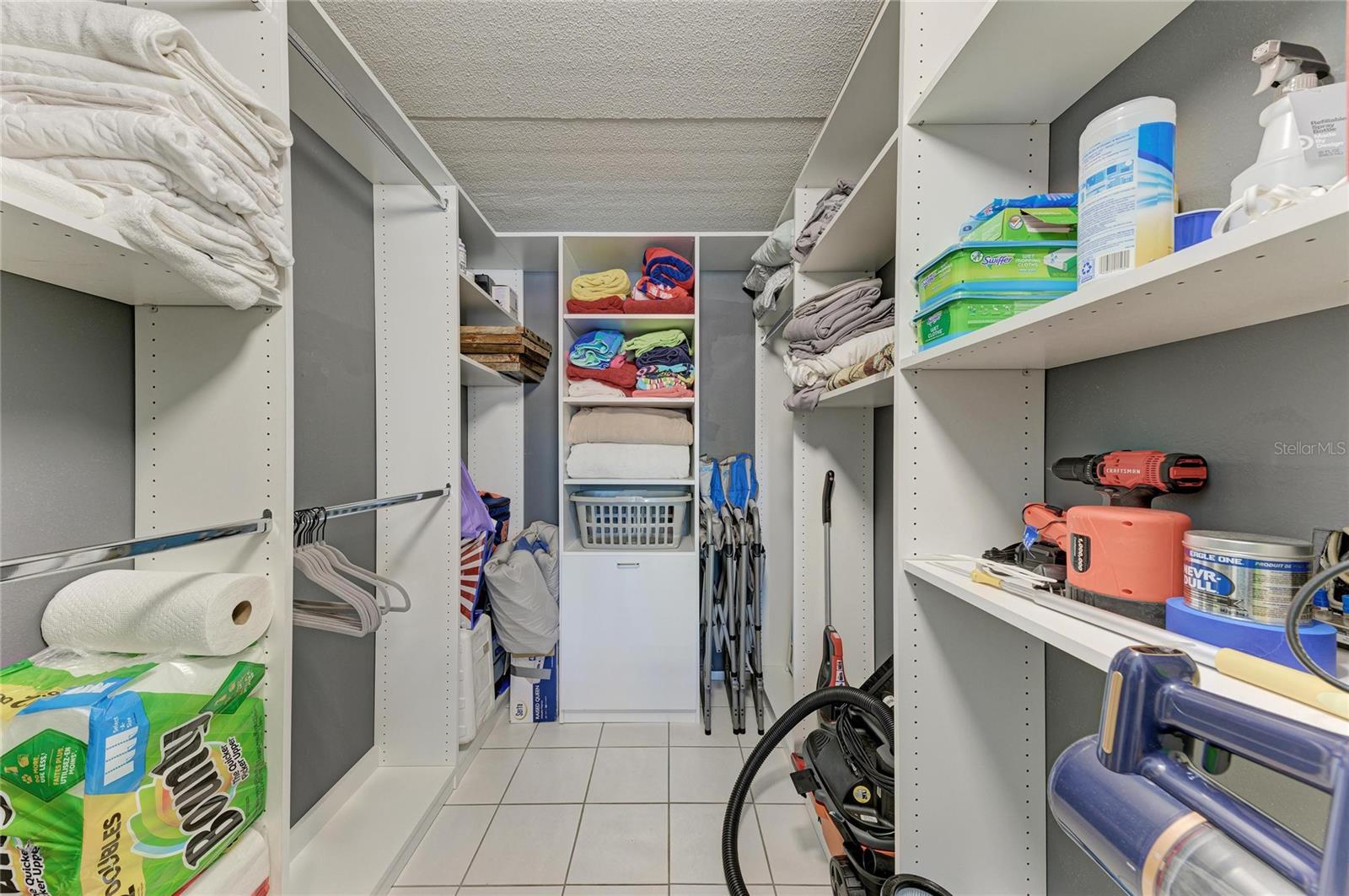 BELLA COSTA I - Residential