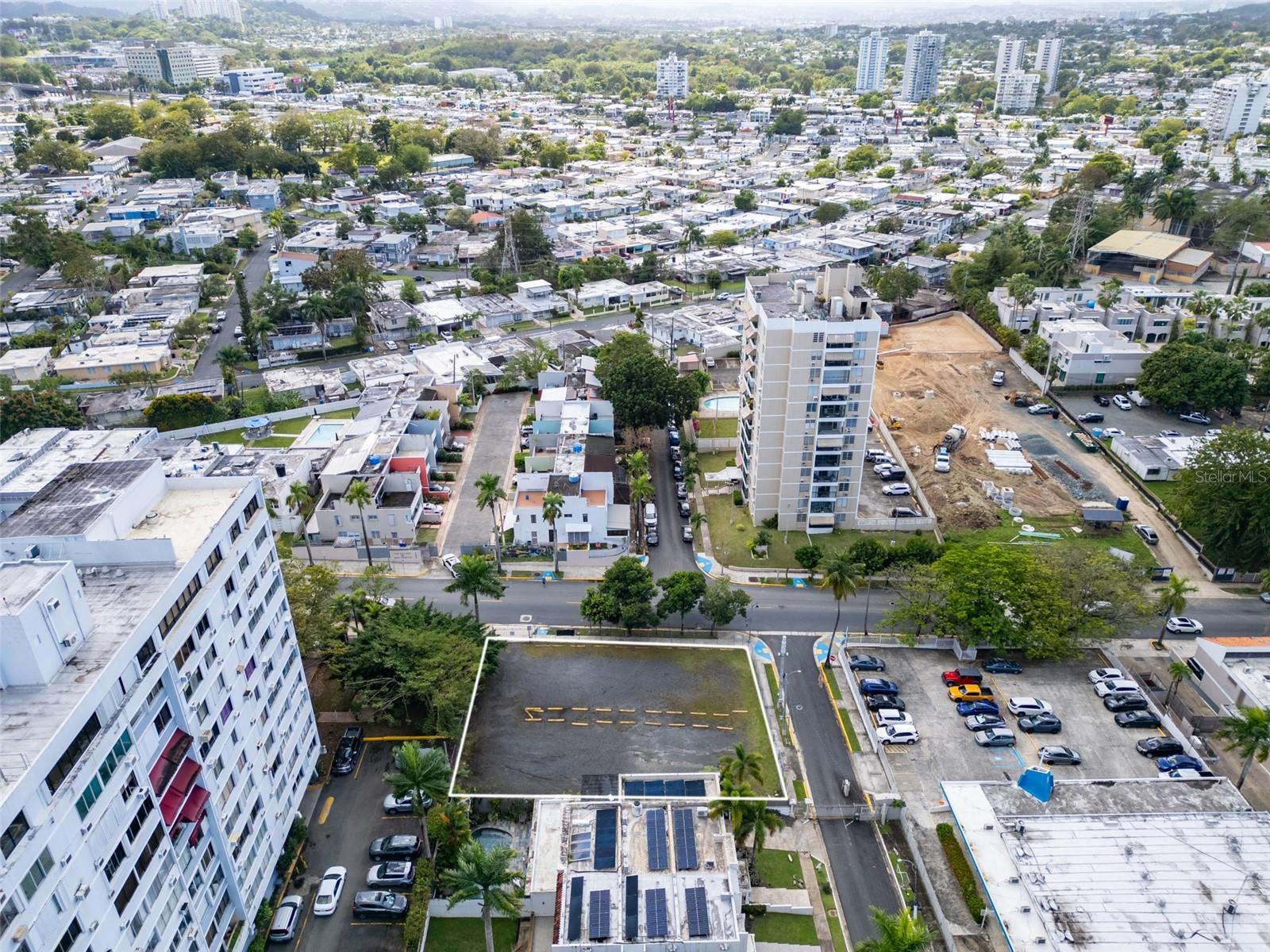 SAN PATRICIO, GUAYNABO - Land