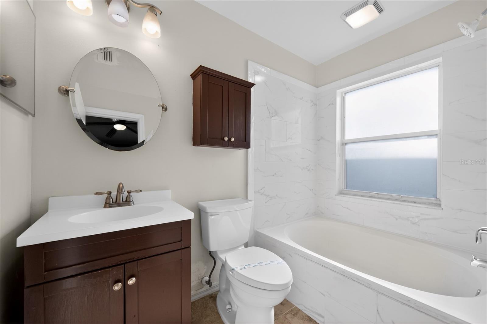 COUNTRY CROSSING UNIT 1 - Residential