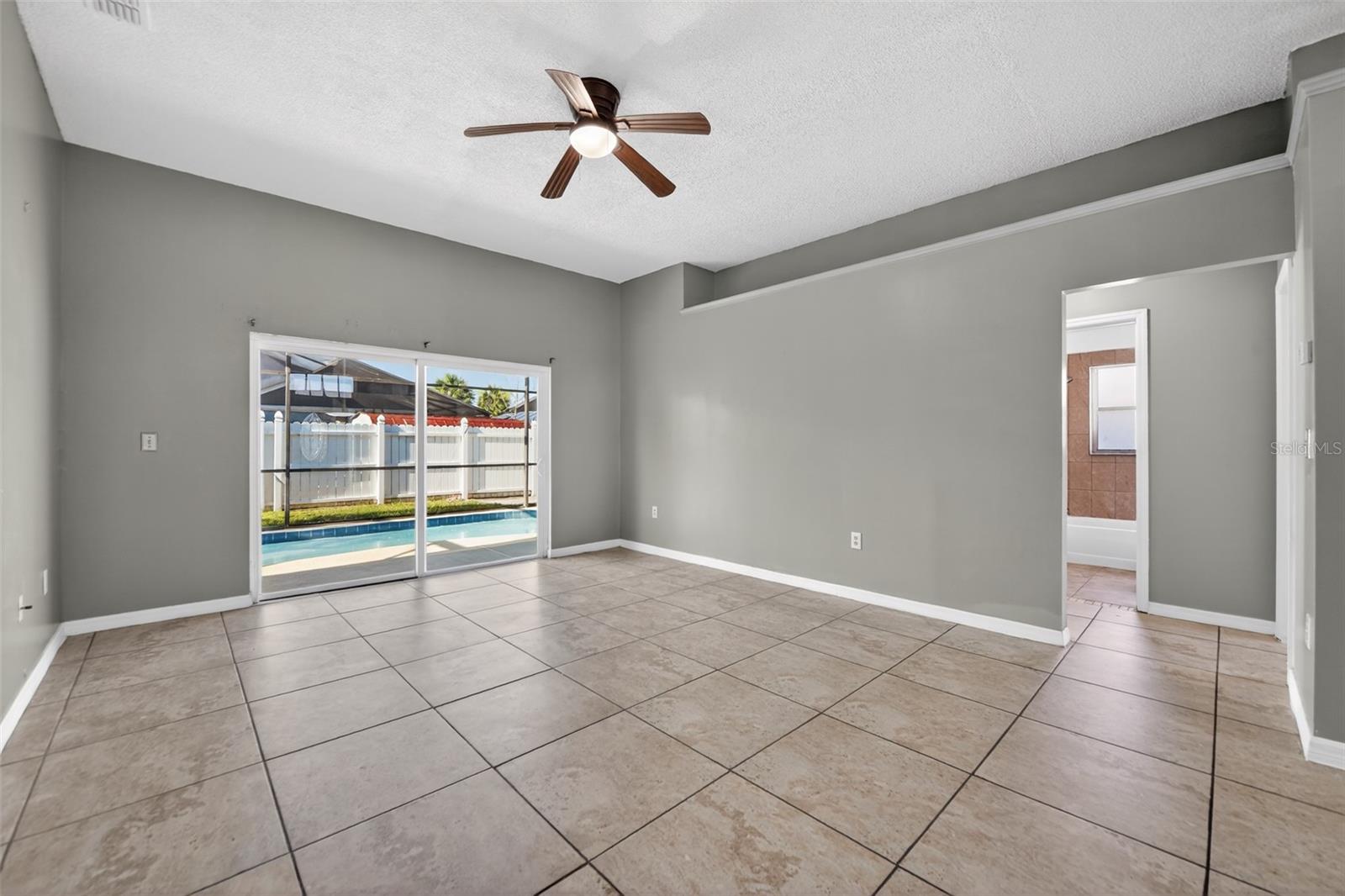 COUNTRY CROSSING UNIT 1 - Residential