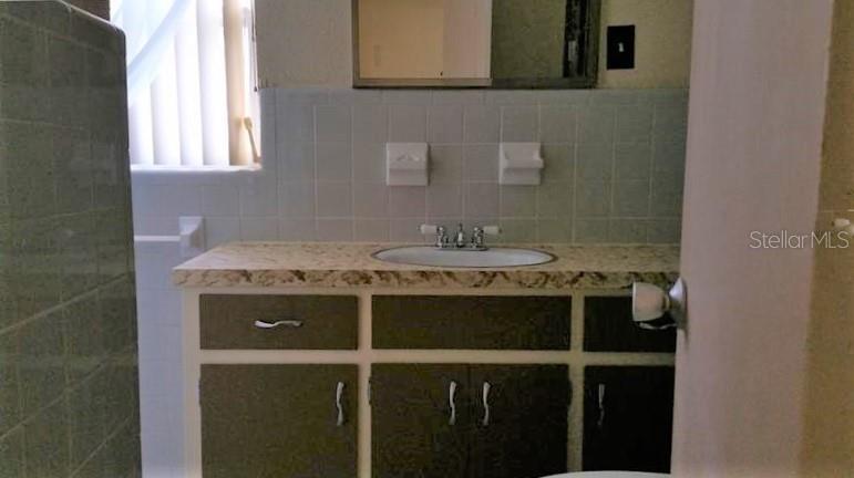 AUBURNDALE HEIGHTS - Residential Lease