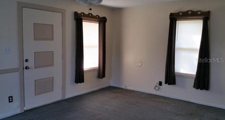 AUBURNDALE HEIGHTS - Residential Lease