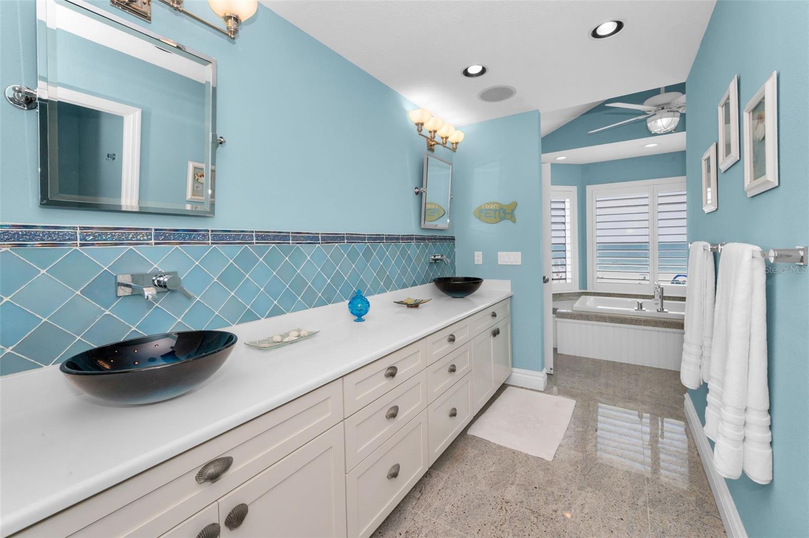 MITCHELLS BEACH REV - Residential