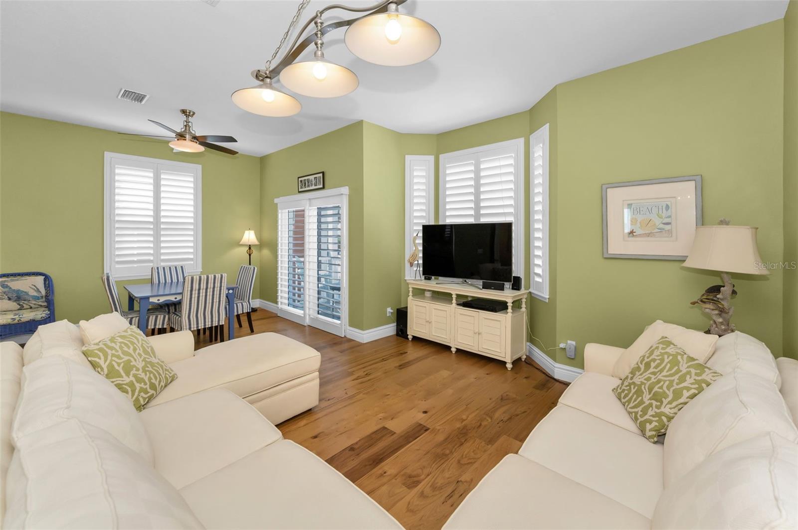 MITCHELLS BEACH REV - Residential