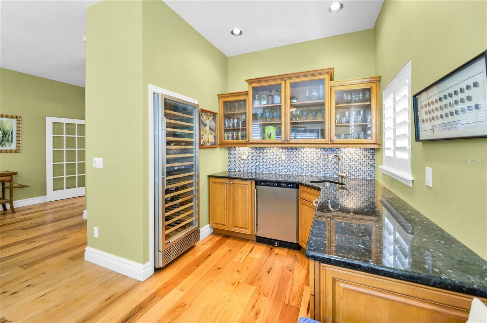 MITCHELLS BEACH REV - Residential