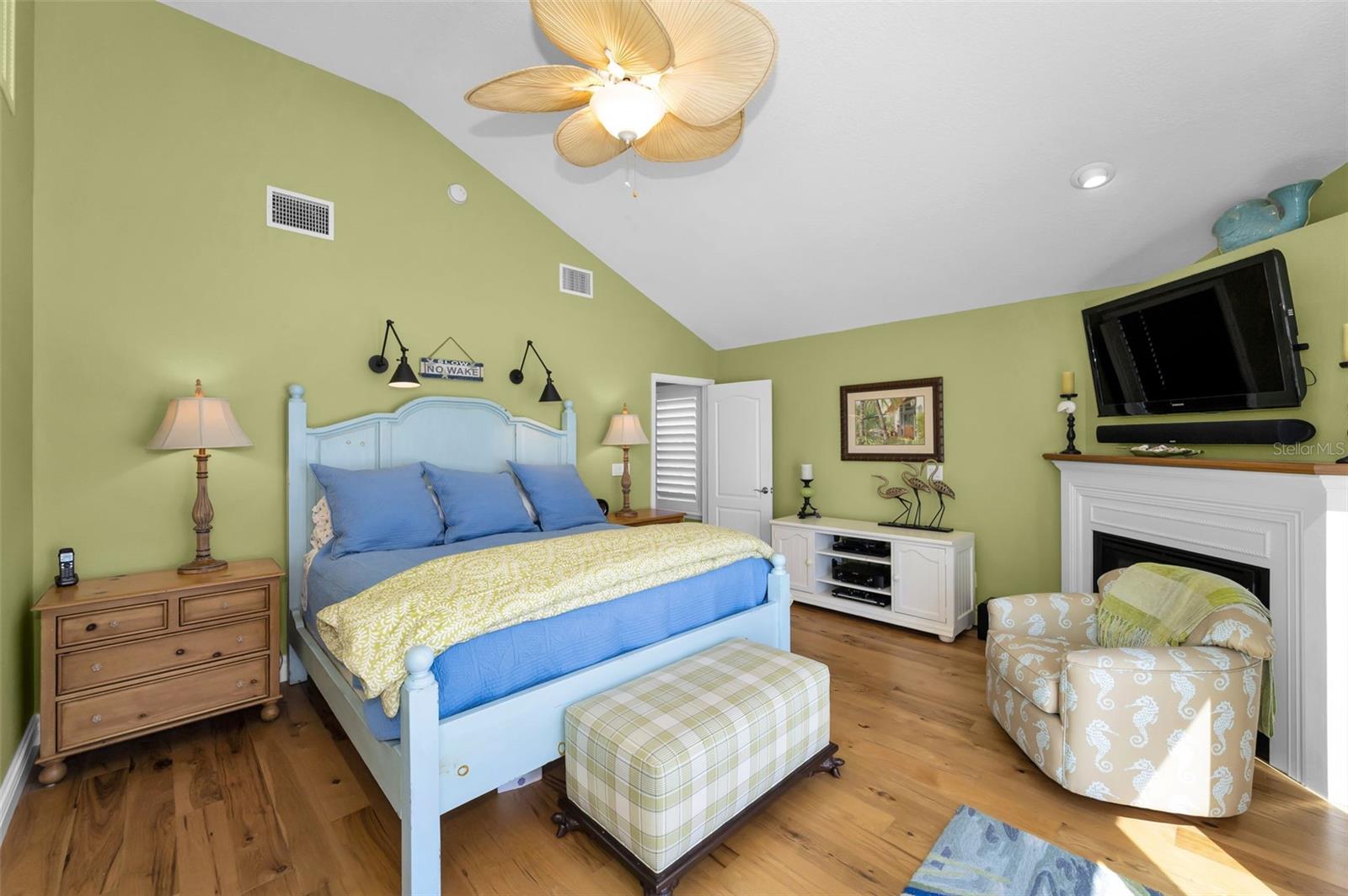 MITCHELLS BEACH REV - Residential