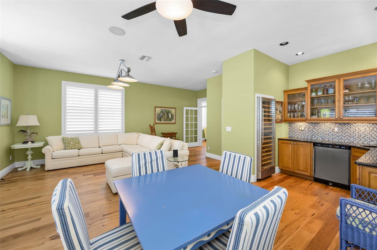 MITCHELLS BEACH REV - Residential