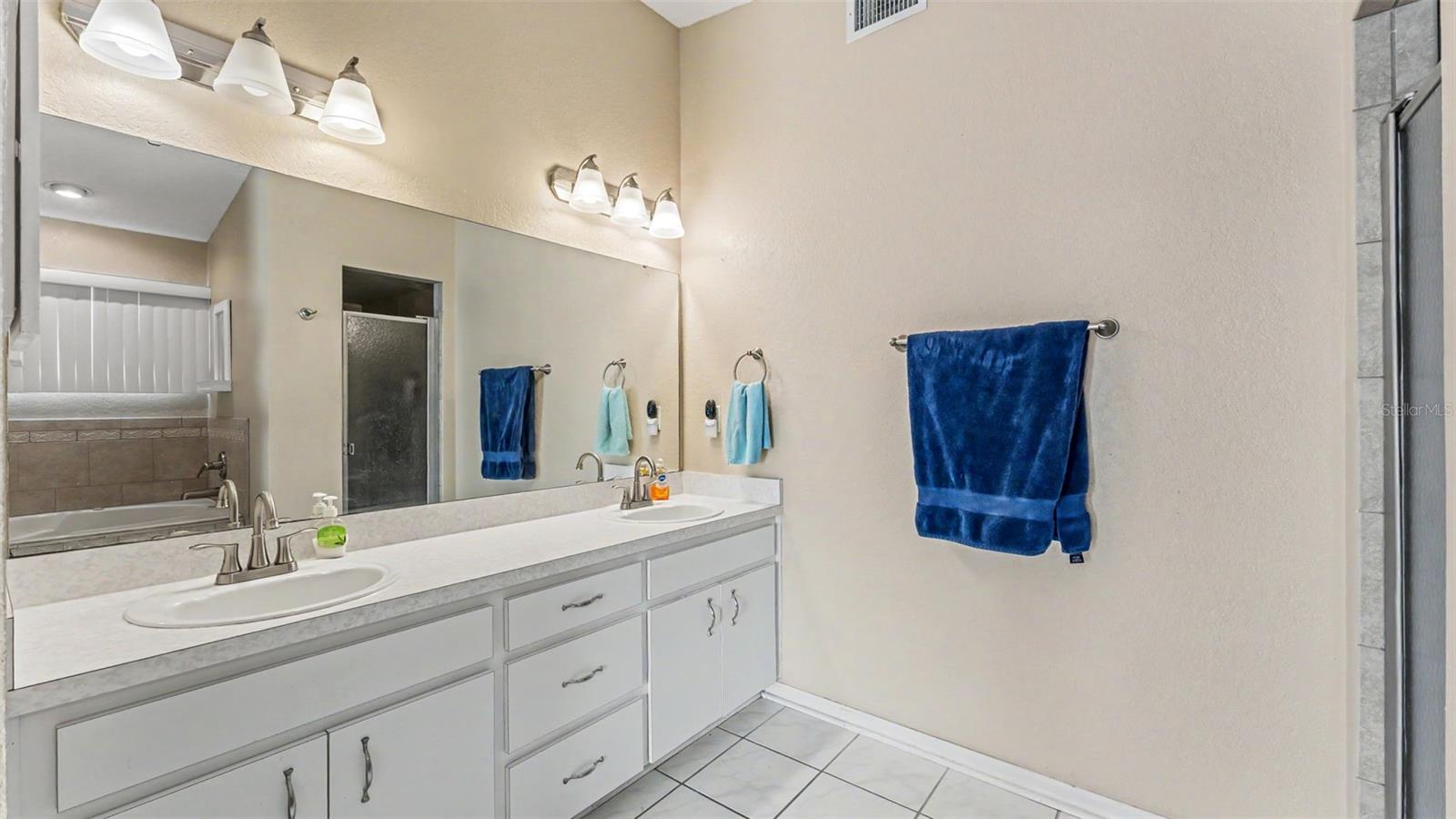 RIDGE VIEW ESTATES - Residential