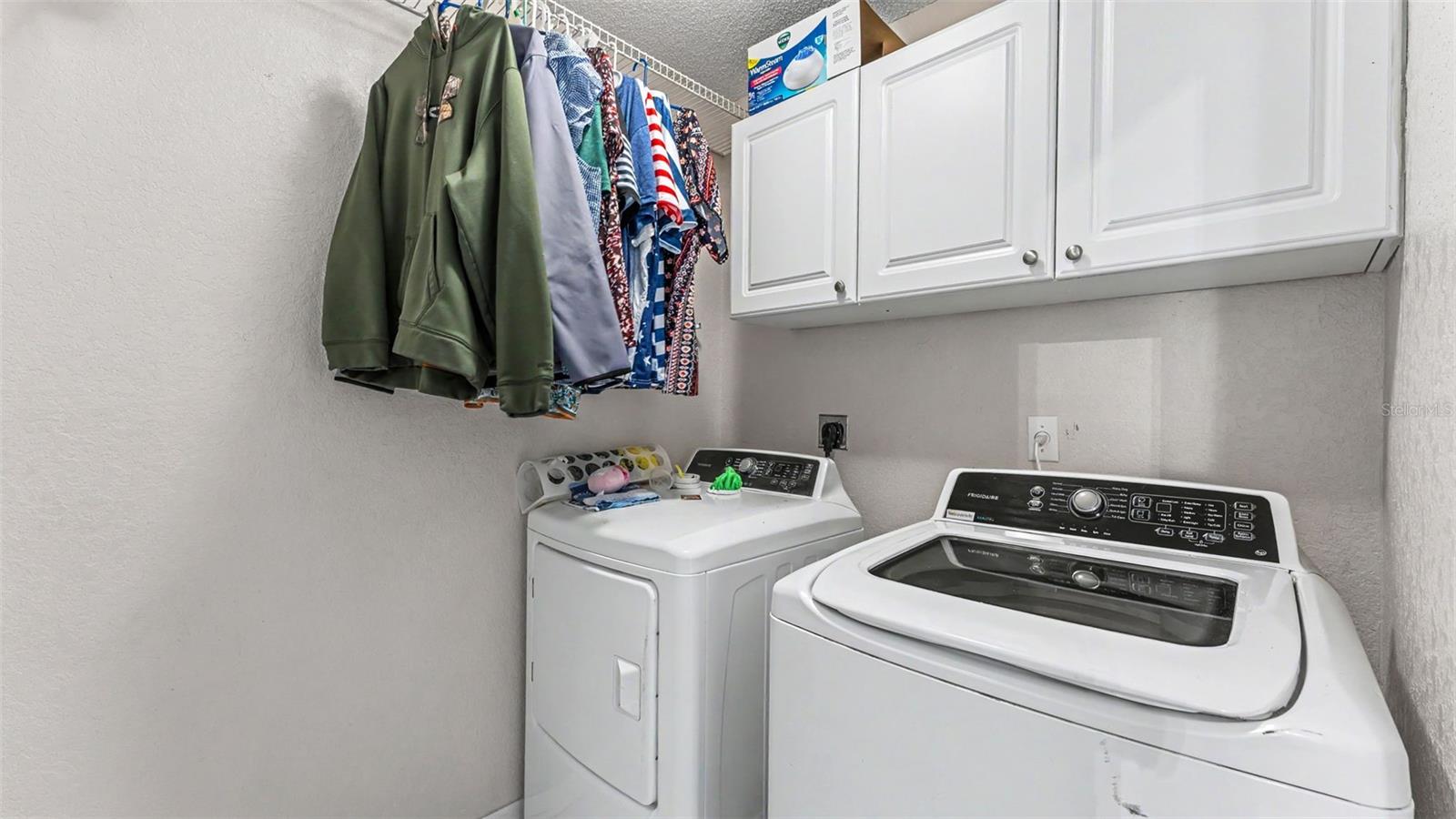 RIDGE VIEW ESTATES - Residential