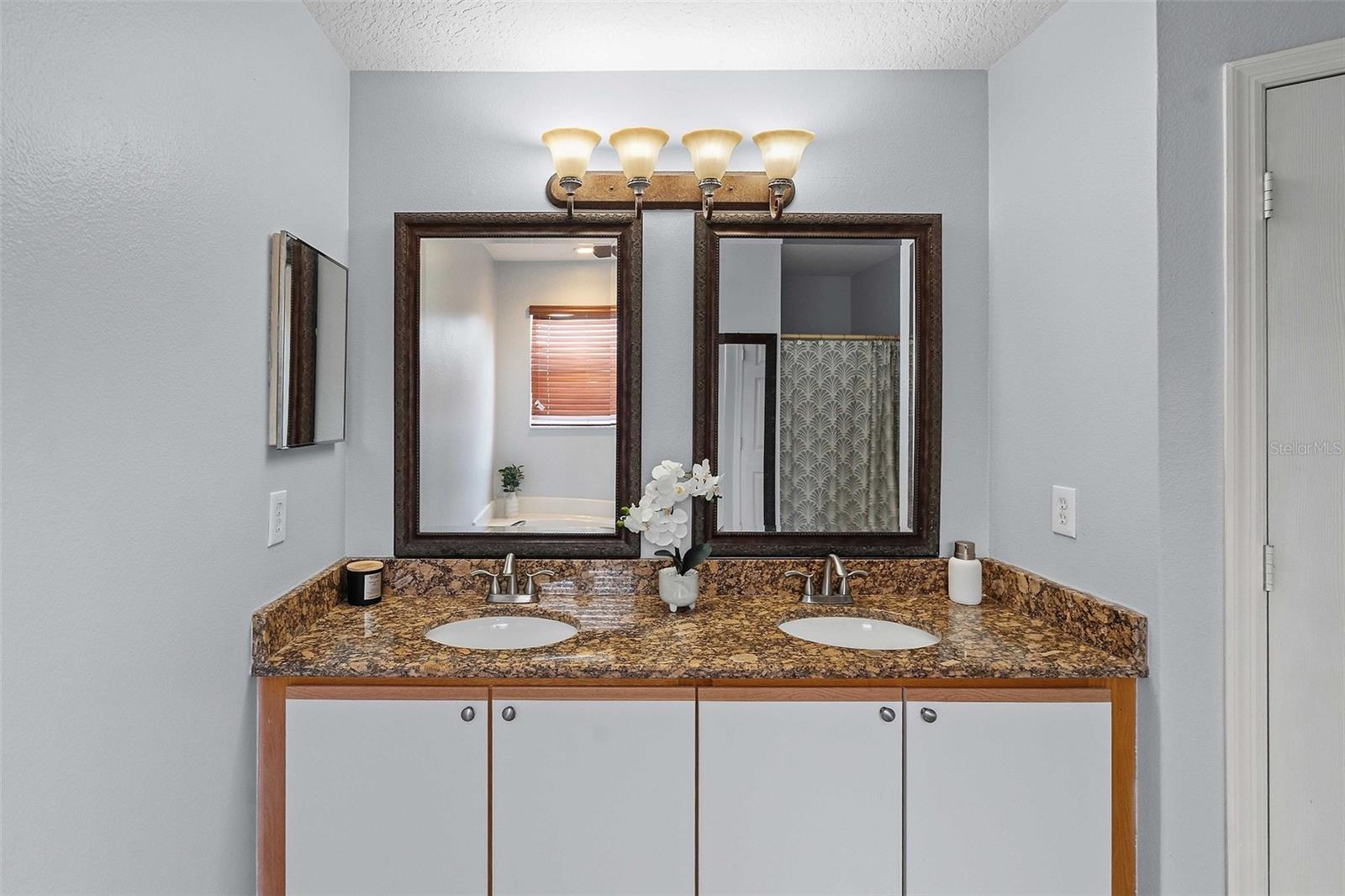 SOUTHCHASE - Residential