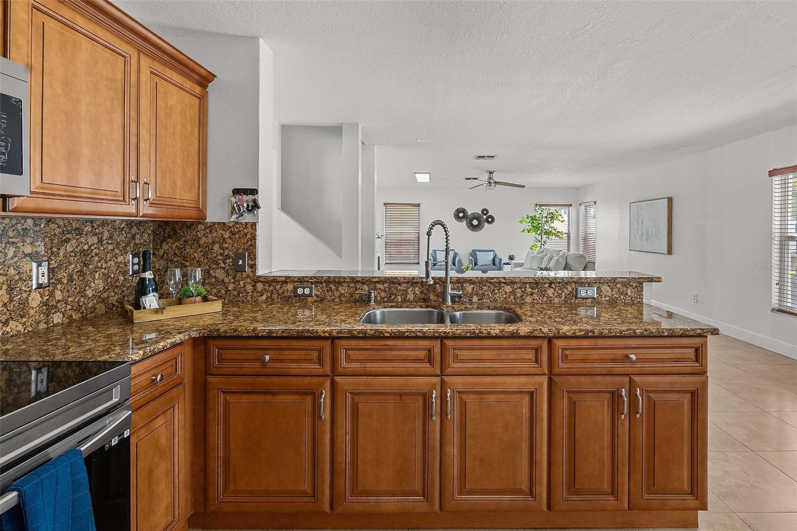 SOUTHCHASE - Residential