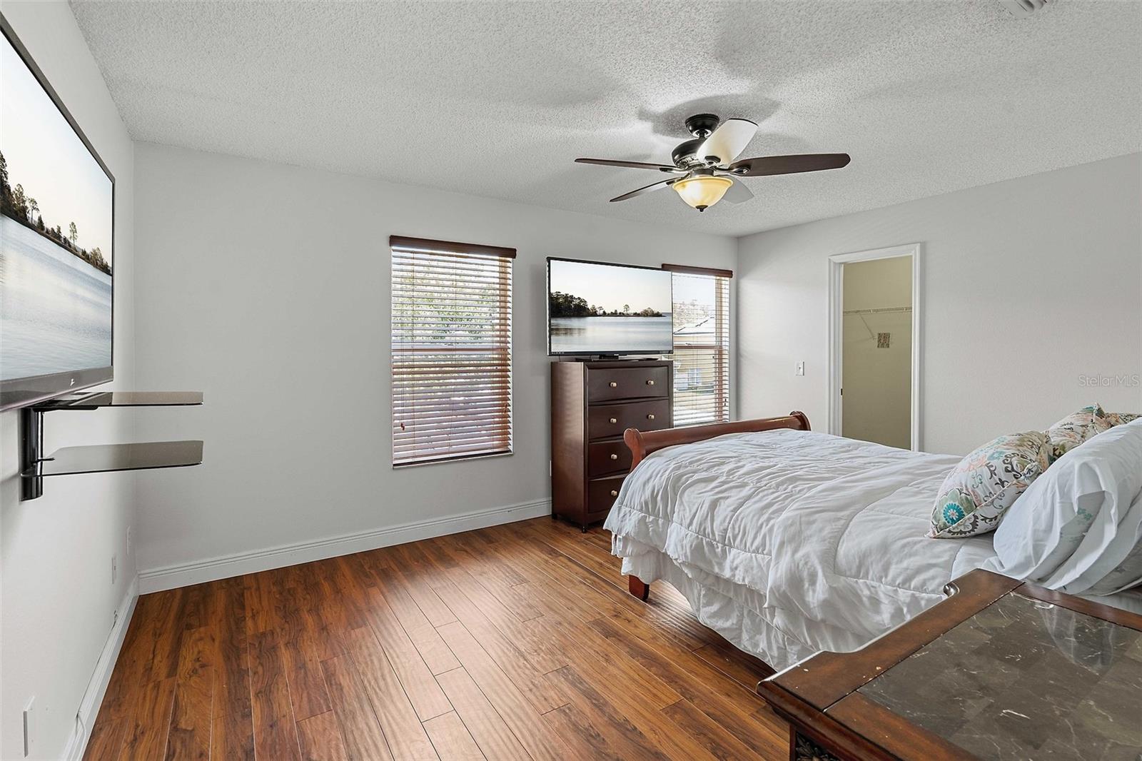 SOUTHCHASE - Residential