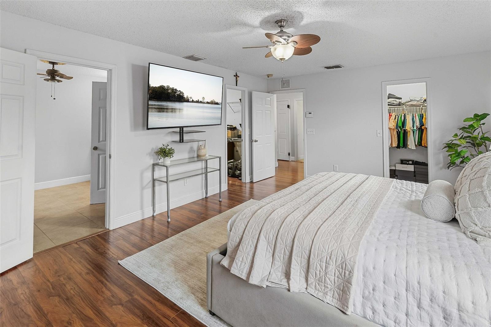 SOUTHCHASE - Residential