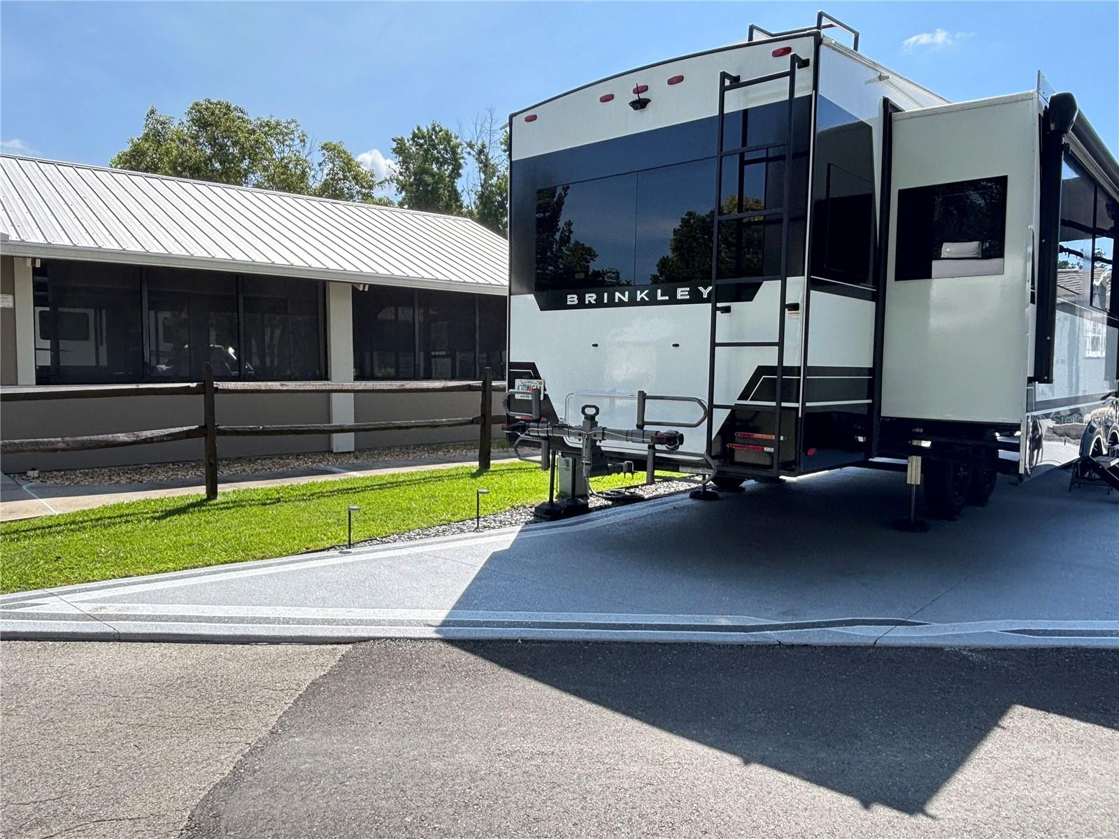 VILLAGE PARK AT THE WILDERNESS RV PARK ESTATES - Land