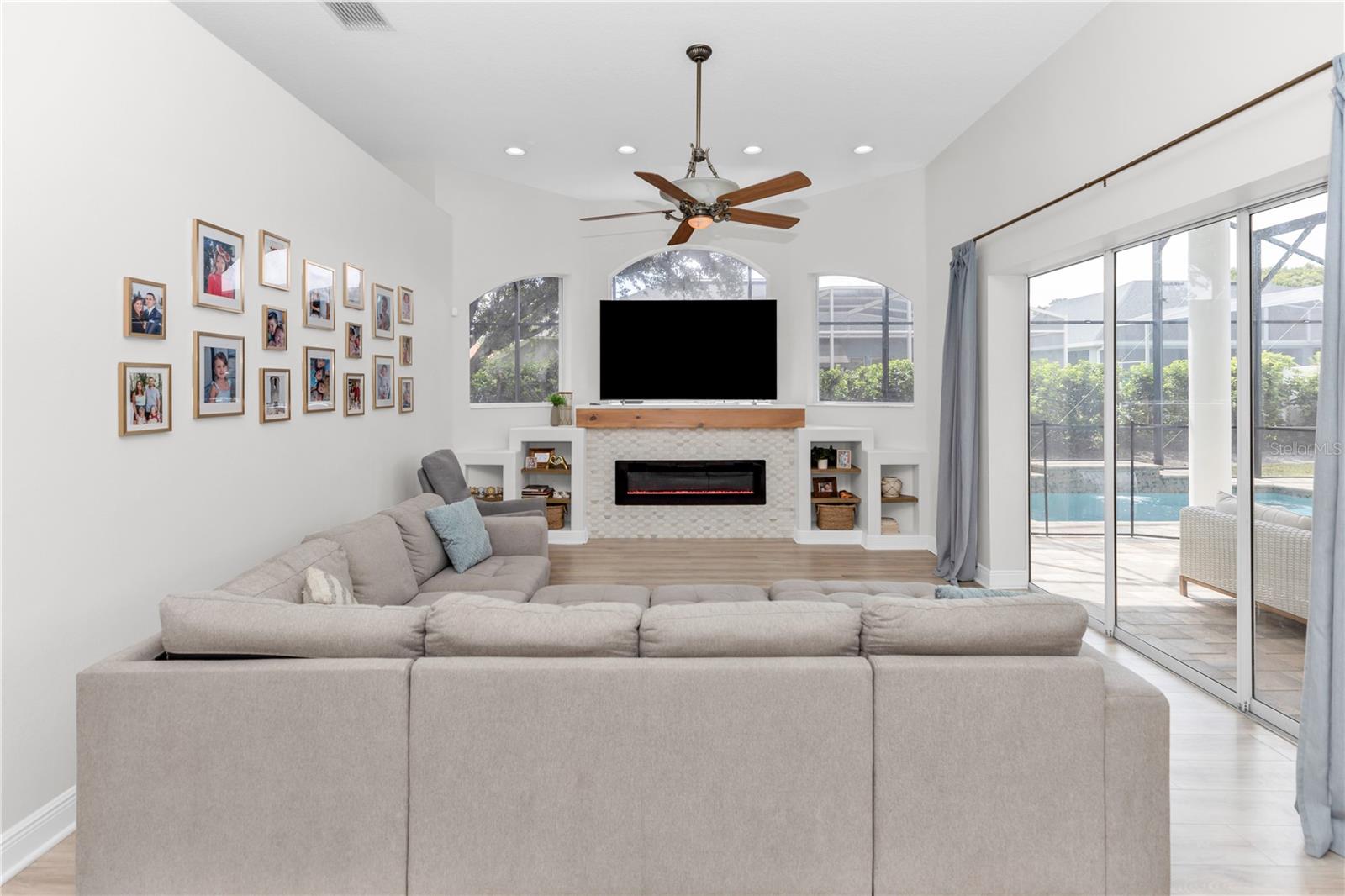 DEBARY PLANTATION UNIT 16A-1 - Residential
