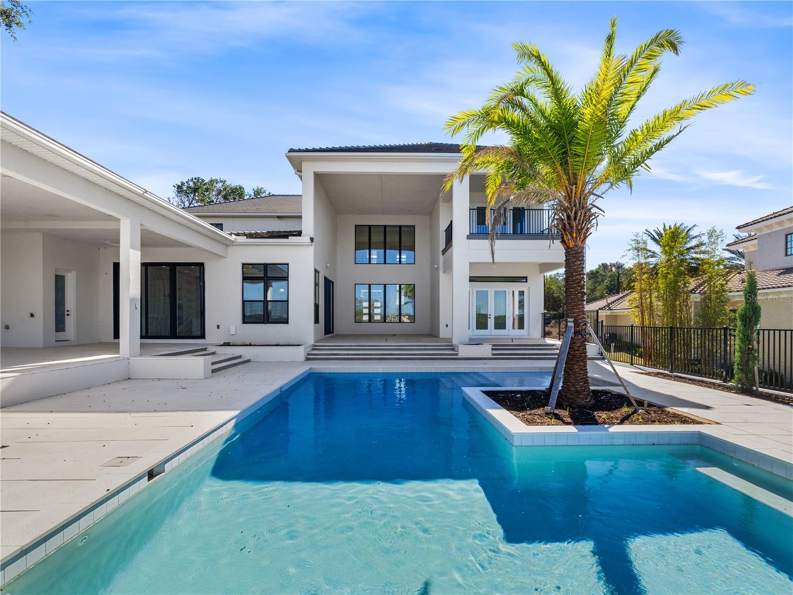 BELLA COLLINA - Residential