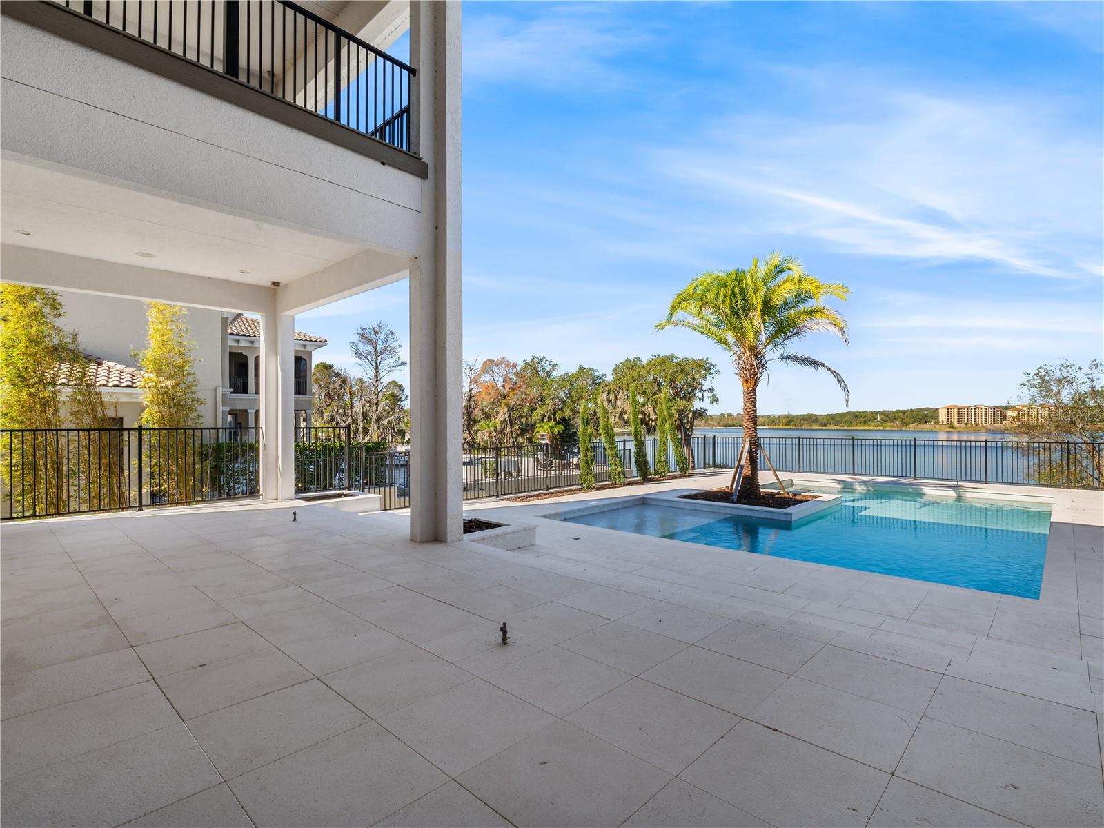 BELLA COLLINA - Residential