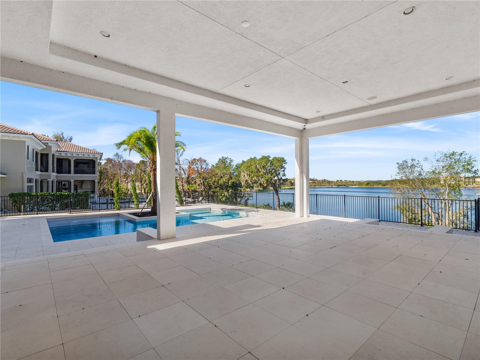 BELLA COLLINA - Residential