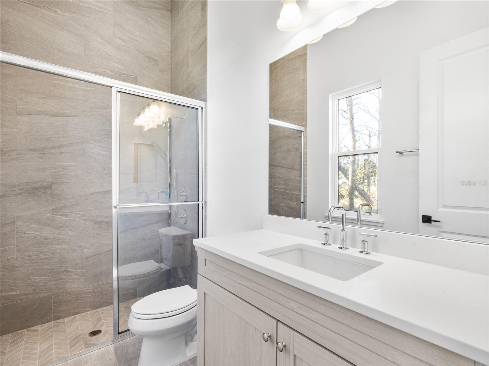 BELLA COLLINA - Residential